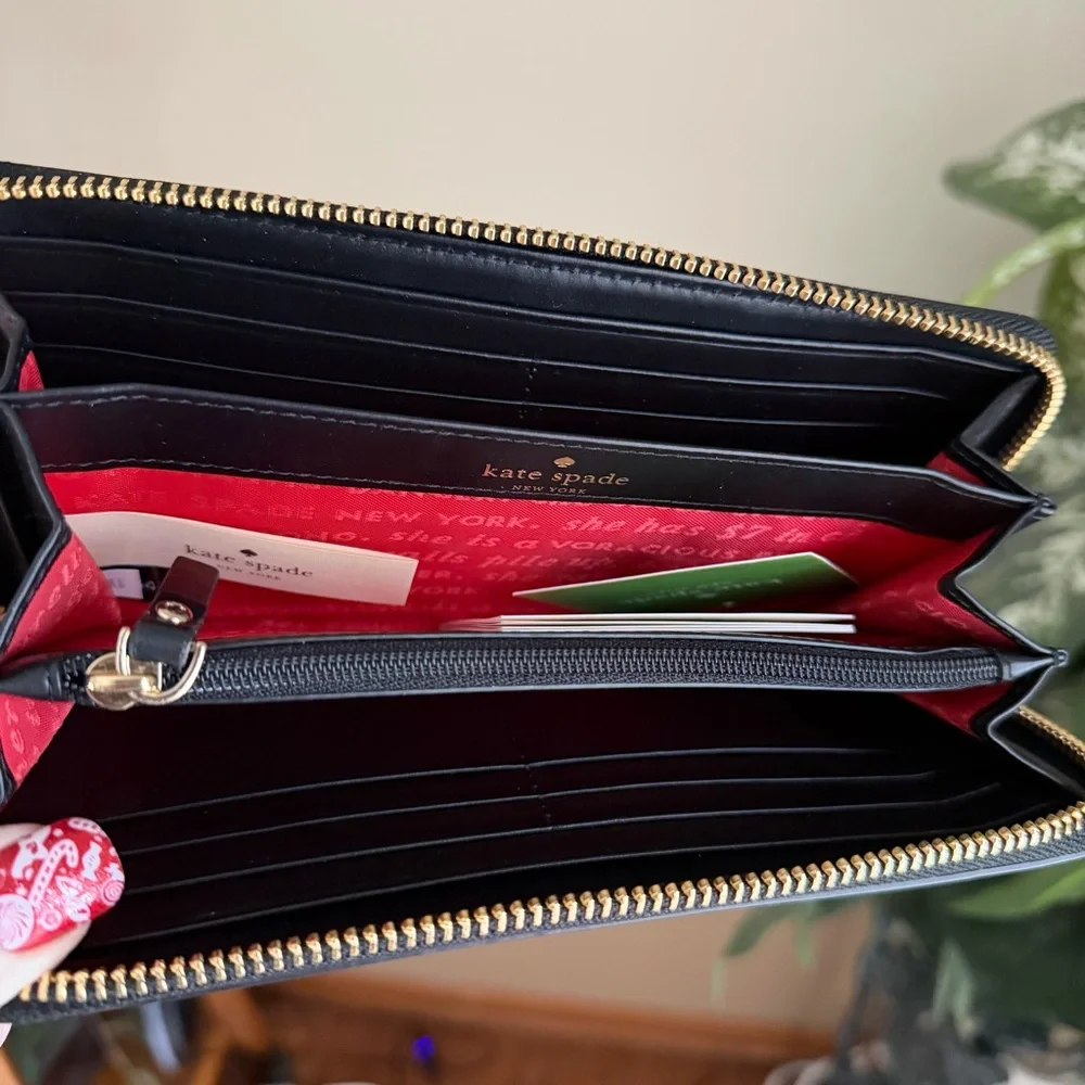 Kate Spade New York Scenic Route Car Appliqué black Leather Wallet like new